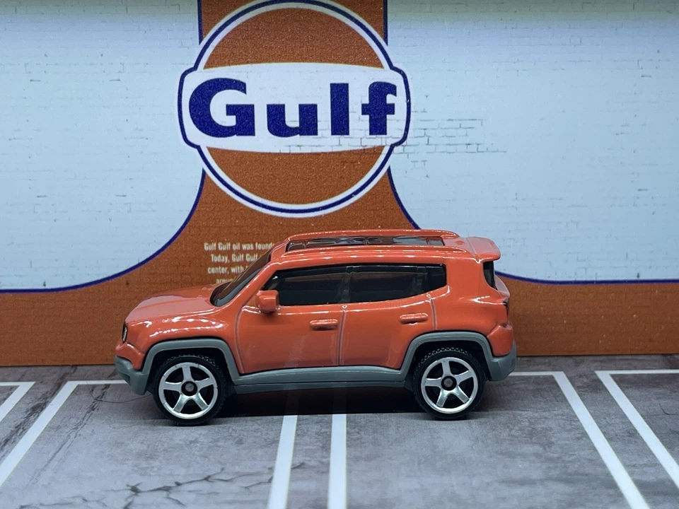 LOT 2 2019 Jeep Renegade Matchbox Crossover SUV Truck Diorama 1/64 Orange & Blue - Image 4 of 4