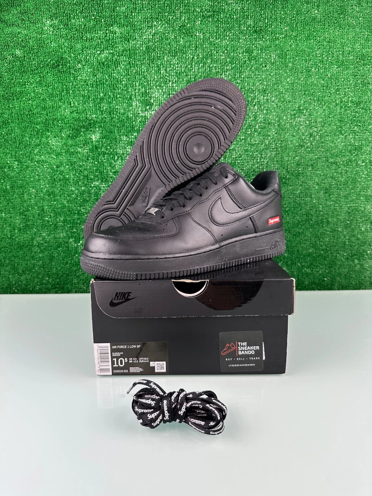 Taille 10,5   Logo Nike Air Force 1 Low x Supreme Box   Noir
