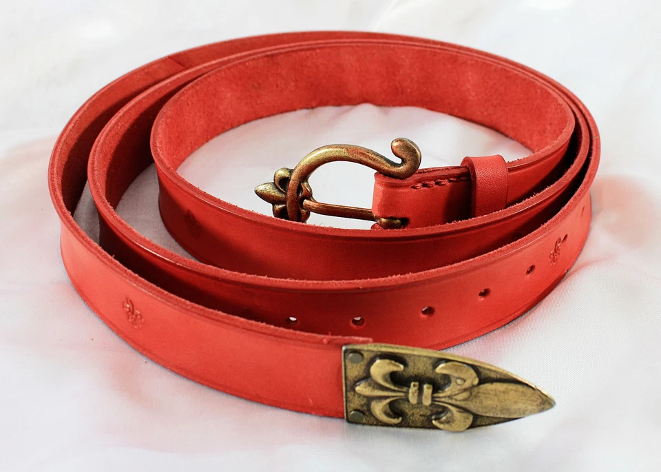 Cinturón de guerra medieval renacentista cuero rojo flor de lis -- sca/larp/francés/caballero Foto 3 de 3
