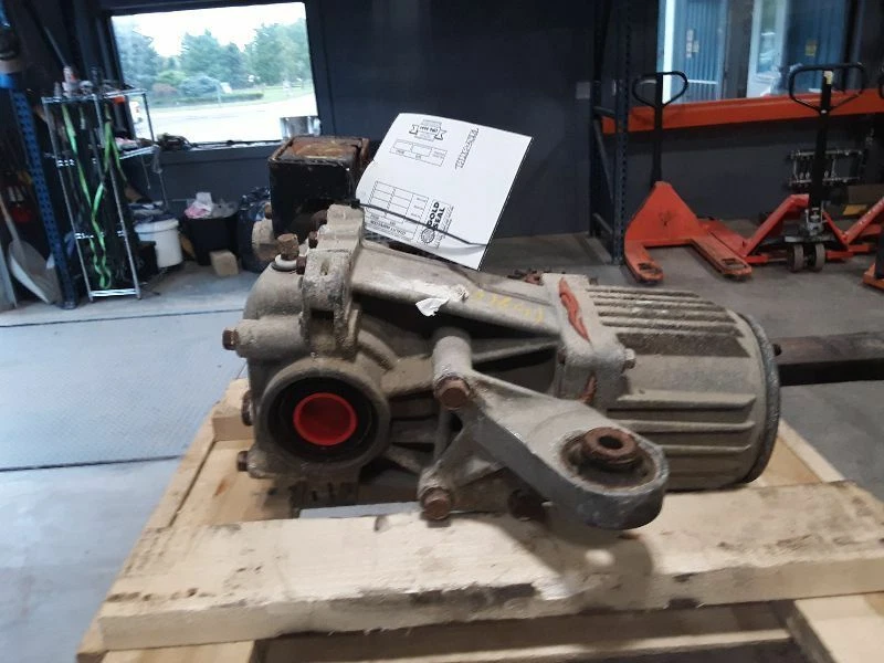 Jeep Compass 2007-2017, conjunto de portador diferencial de eje trasero Patriot OEM Foto 2 de 4