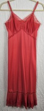 Vintage Vanity Fair Full Slip Dress Sz 32 Small Coral Lace Tricot Nylon Made USA