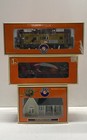 Lionel Train Lot 3 Pieces Union Pacific Caboose Ladder Car Suburban House — photo 1