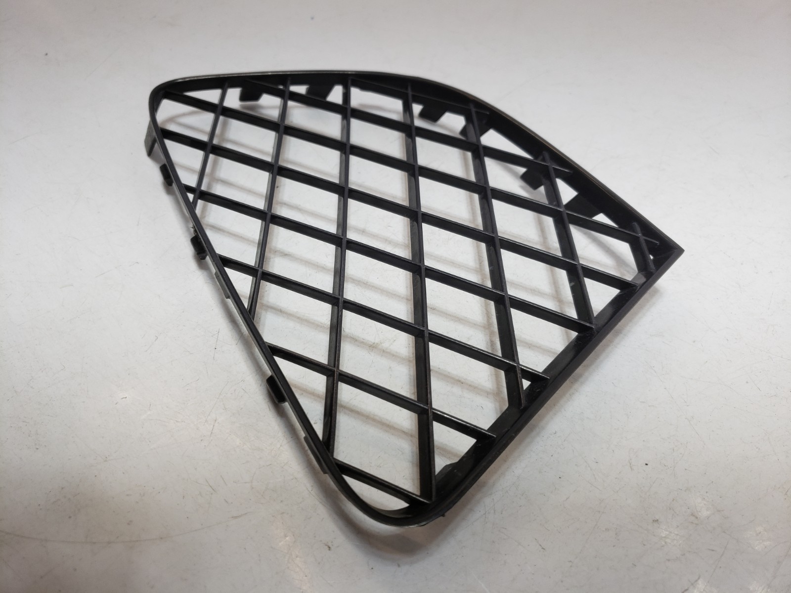 ✅ 12-18 OEM Bentley Continental GT Front Right Passenger Bumper Center Grille