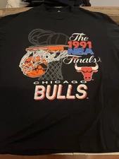 rare vintage CHICAGO BULLS 1991 NBA Finals shirt XL Screen Stars tag soft thin