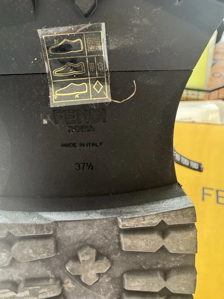 Botas de motociclista de combate Fendi para mujer con logotipo floral de lona talla 37,5  Foto 4 de 4