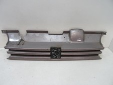 Calandre Peugeot 405