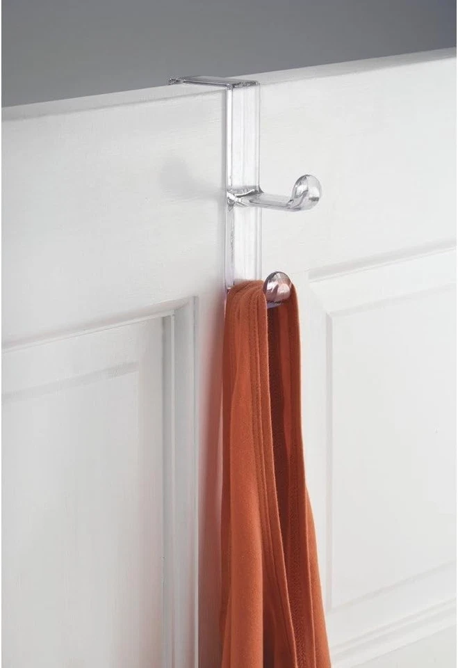 Gancho organizador sobre puerta InterDesign para abrigos, sombreros, batas, juego de 3, transparente  Foto 2 de 4