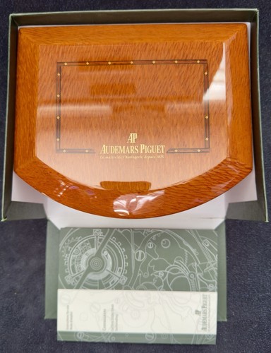 Audemars Piguet Royal Oak Original Uhrenbox mit Umkarton