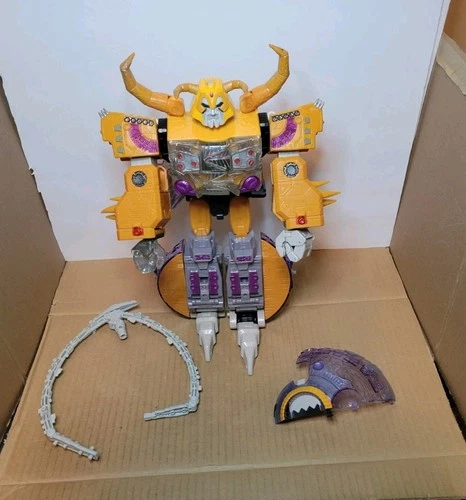 Hasbro 2003 Transformers Armada Unicron Supreme Class Figure (Incomplete)