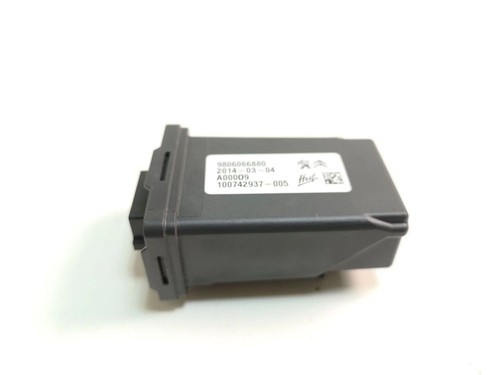 Citroen C4 II Picasso 2014 Sonstige Steuergeräte / Module 9806066880 AMD157198