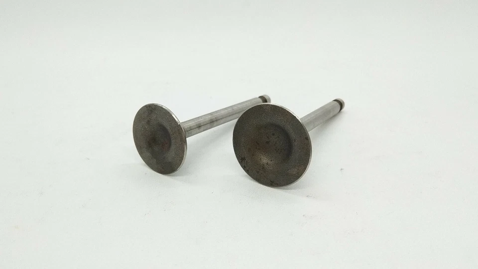 Valve Intake Exhaust Set Honda C70 ATC70 ST70 CT70 S65 XL70 Japan 14711-087-000 - Image 3 of 4