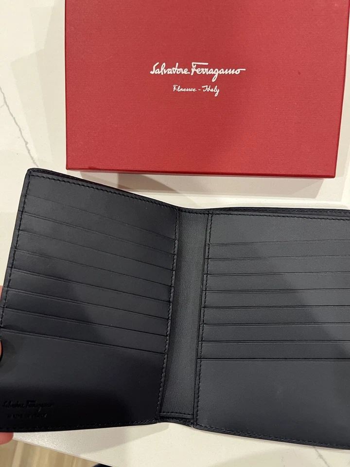 New Auth Salvatore Ferragamo Men Passport Holder Gancini All Over Leather $450 - Image 2 of 3