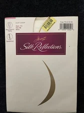 NOS Hanes Silk Reflections Silky Sheer Pantyhose Non Control Top AB White Sandal