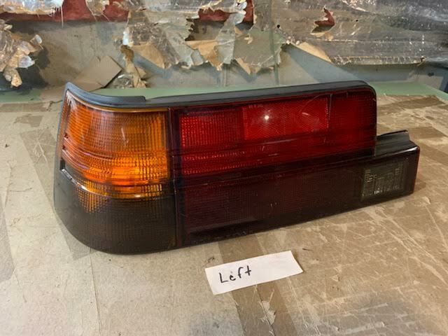 トヨタ AE86 バックライト Toyota AE86 Tail Lights (JDM) – Battle Garage Racing Service