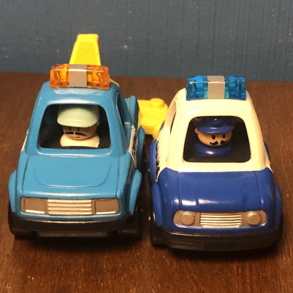 Lote de coches retrocededores Tomy Toys vintage años 90 1991 - camión de remolque policía hombre funcionando Foto 2 de 4