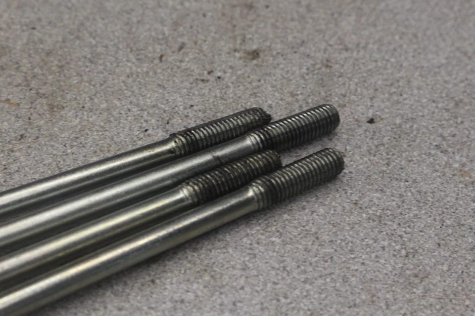 1977 Kawasaki KZ200A CYLINDER HEAD BOLTS I4-0847.FD - Изображение 2 из 4