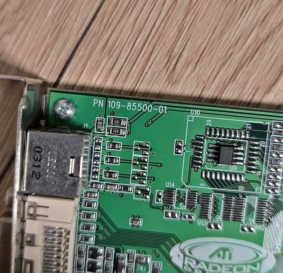 Sun Microsystems ATI Radeon 7000 64MB DDR PCI DVI VGA 109-85500-01 Graphics Card - Image 2 of 4