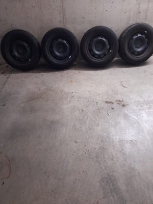Winterreifen Satz 215/65/R16 102H