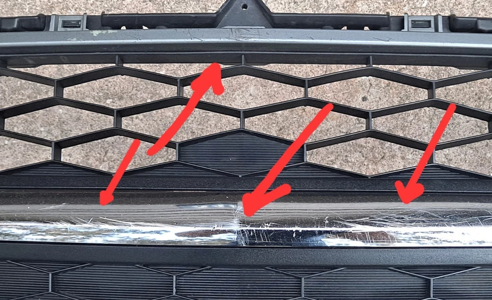 2010 2011 2012 Mazda CX9 CX-9 Front Grille Lower  Black & Chrome  Foto 4 de 4