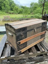 Antique Steamer Trunk With Tray / Victorian / Chest / Casters
