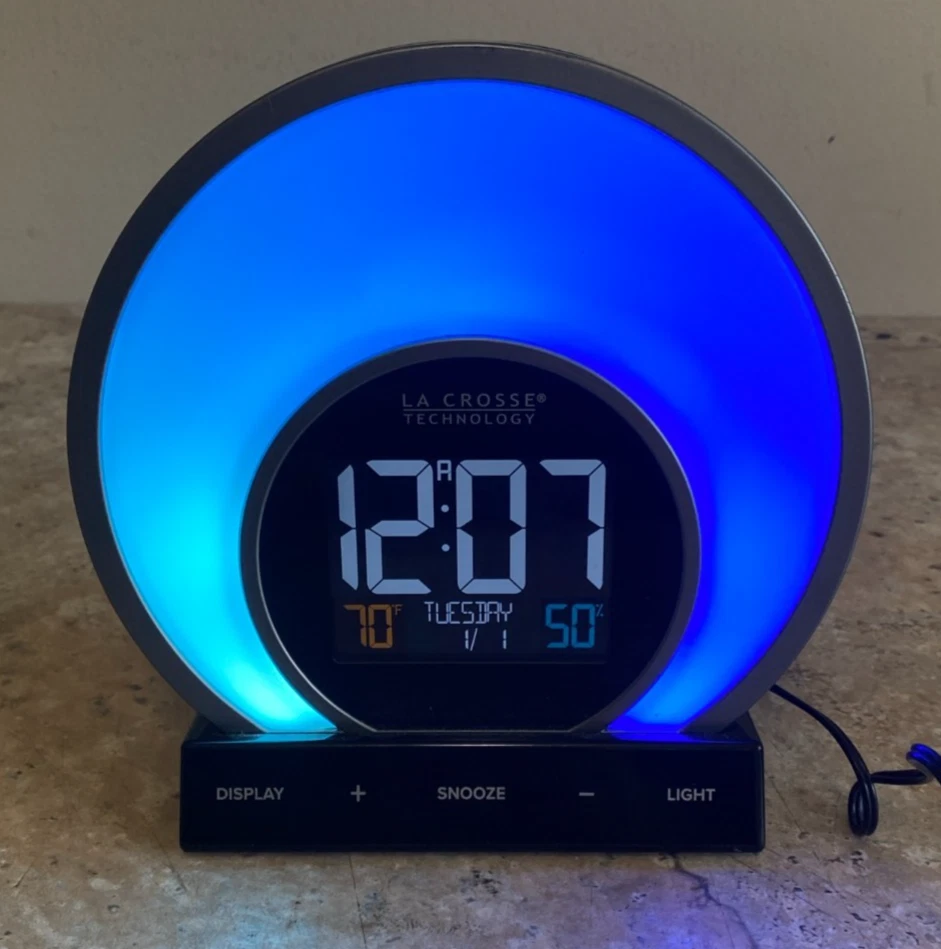 Reloj despertador digital La Crosse Technology Soluna Mood Light - Modelo C80994 - LED Foto 2 de 4