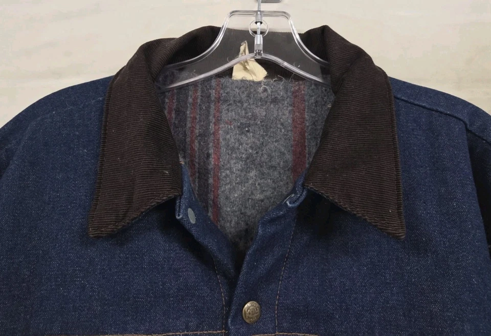 VINTAGE DENIM CHORE JACKET KEY CORDUROY COLLAR BLANKET LINED SIZE 46 DEADSTOCK?? - Image 2 of 4