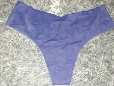 NeW vs  no show thong Panty Size medium Blue Embossed Logo