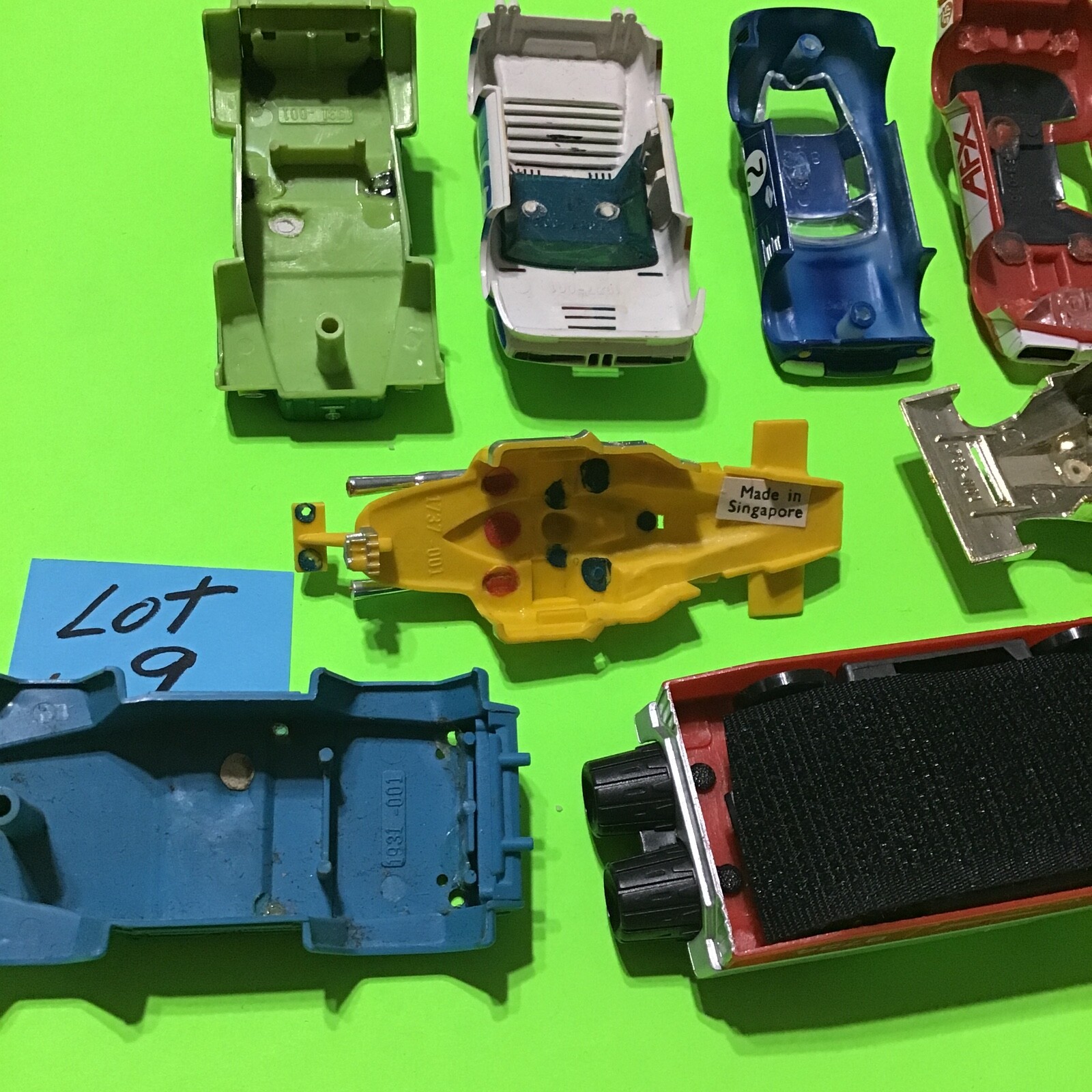 VINTAGE 10 PIECE GROUP ASSORTED SLOT CAR BODIES / TYCO / AFX / MOSTLY