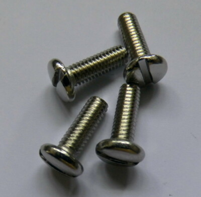 SETS á  4 Schrauben 0,9 und 1,2cm und Sattelschrauben 2,7cm für Conchos 