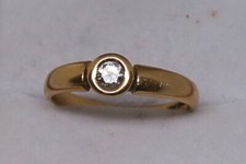 Bague jonc diamant or jaune 18 carats 750 solitaire fiançailles mariage