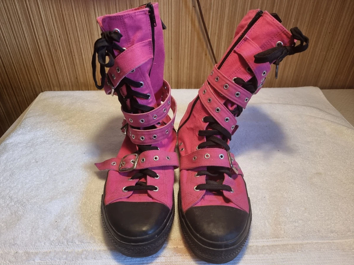 Pink demonia store