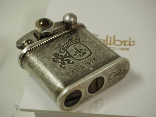 Colibri Logo Mark Nickel Silver Barrel Finish Flint Oil Lighter Made In Japan - Picture 10 of 12