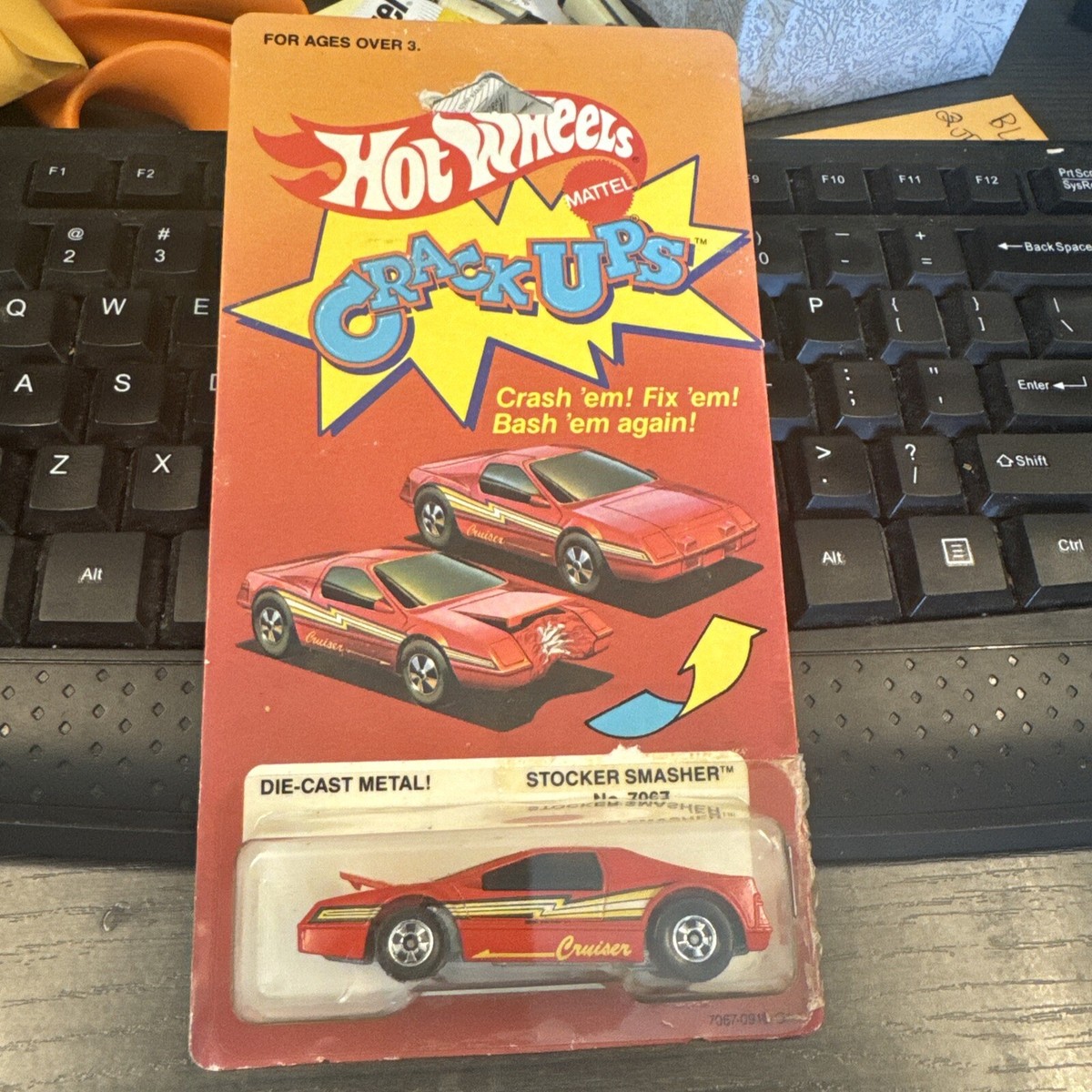 Mattel Hot Wheels 1985 Crack-Ups Stocker Smasher #7067 One Side Is