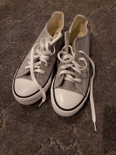 graue Damensneaker der Marke walkx women