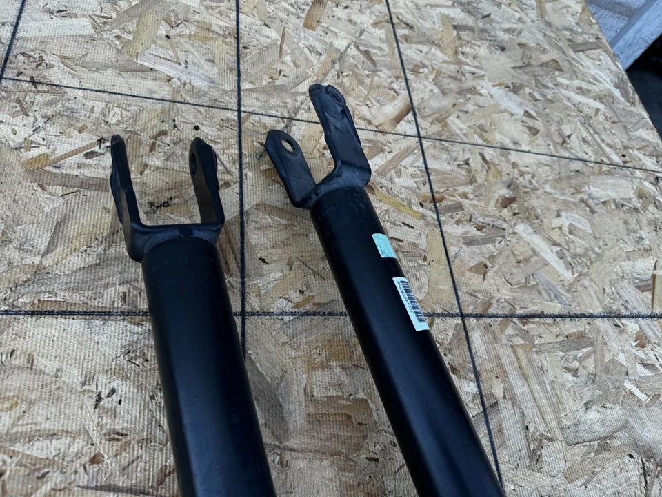 AMORTIGUADORES DELANTEROS IZQUIERDO DERECHO MUELLE TRACCIÓN TRASERA SIN AMORTIGUACIÓN JAGUAR XF XFR OEM (2009-2015) Foto 4 de 4