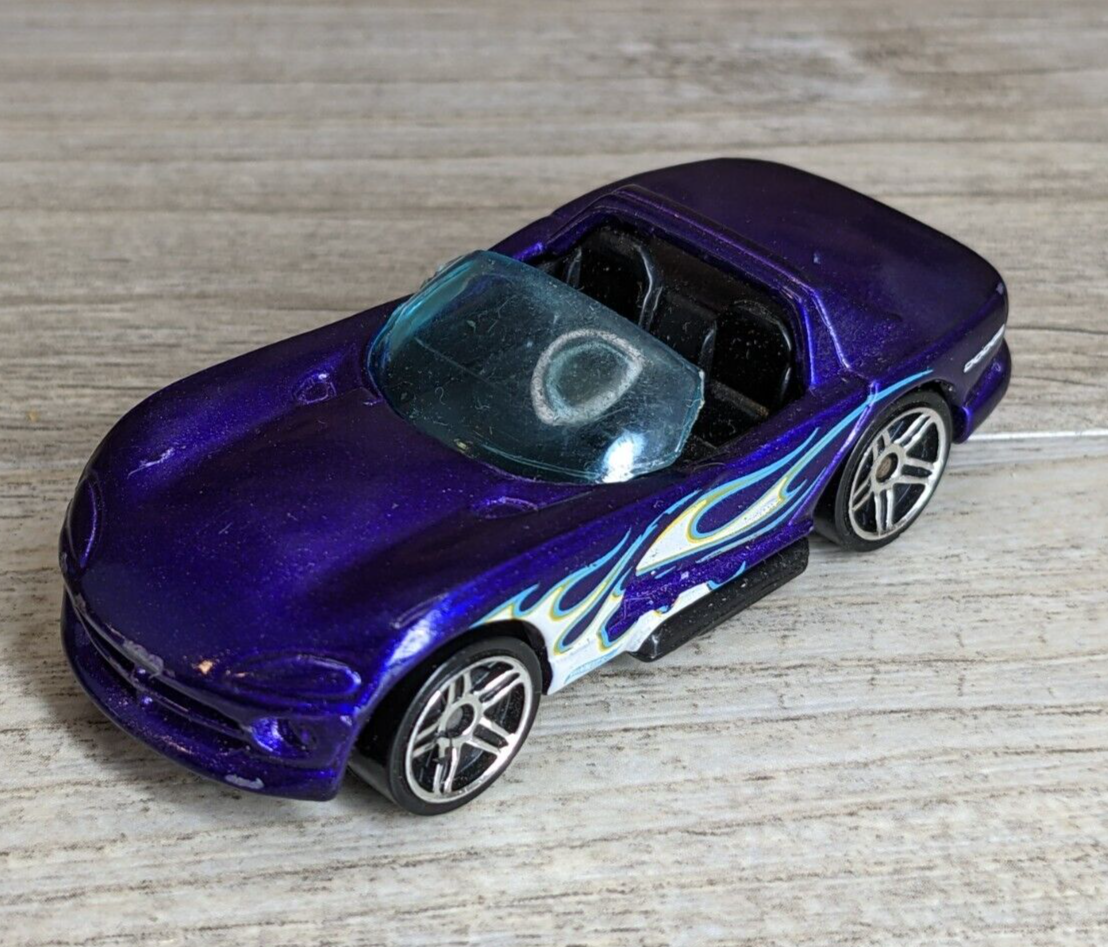 Dodge Viper RT-10 Hot Wheels Thailand 1992 w/ Silver Flames 5265