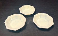 Vintage Akro Agate Children  s Hexagon White Bowls Set Of 3 Glows