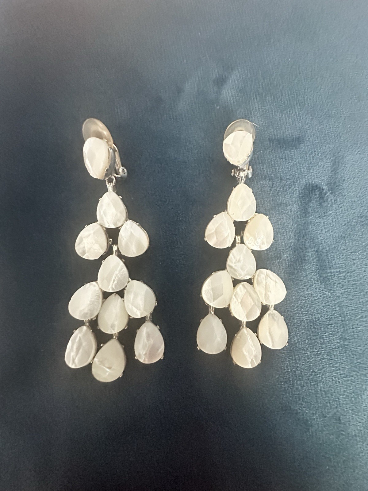 Siman Tu, White Earrings