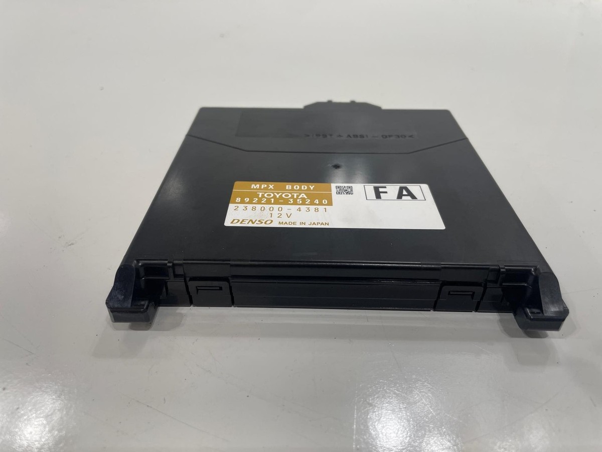 14 Toyota 4 Runner OEM Multiplex Network Body Control Module