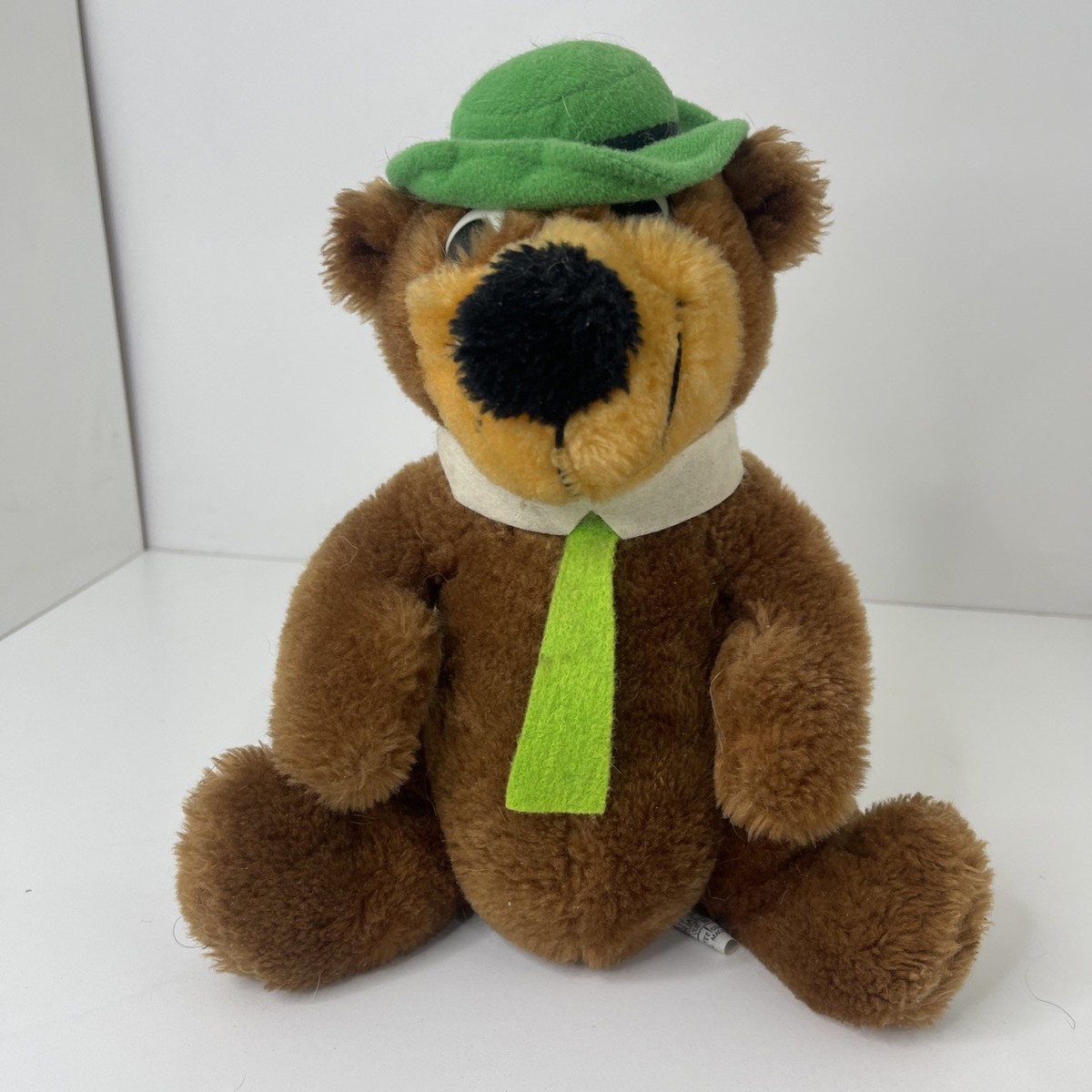 Vintage 1980 Yogi Bear Plush Mighty Star Hanna Barbera Soft