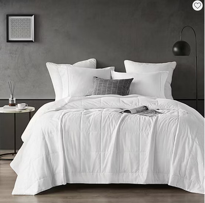 Sharper Image Twin Cooling Touch Down Microfiber Lightweight Alternative Blanket