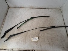 Balais d'essuie-glace Peugeot 208