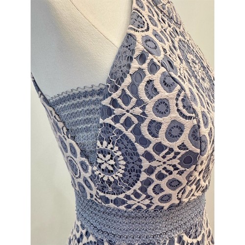 Vestido Halter City Triangles Juniors XS Azul Encaje Línea A Pascua Formal Primavera - Imagen 3 de 7
