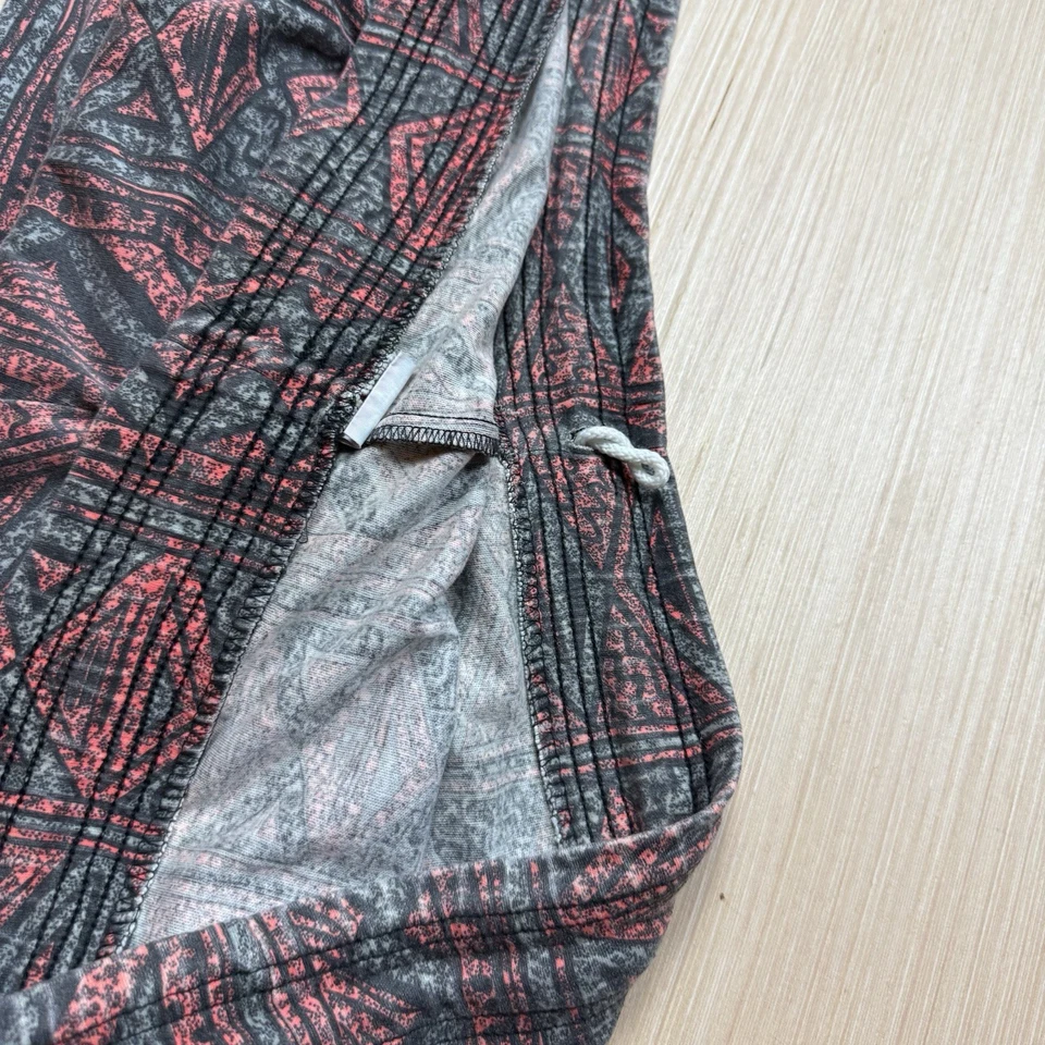 Pantalones holgados vintage años 90 culturismo musculoso playa estampado por todas partes aop medianos Foto 4 de 4