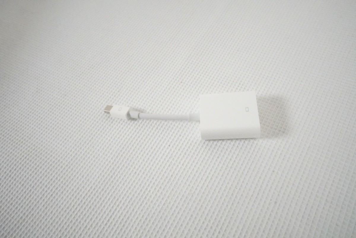 Genuine Apple A1307 Mini Display Port to VGA Adapter Mb572z