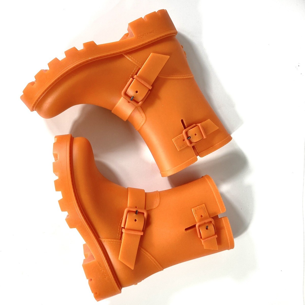 靴 JIMMY CHOO YAEL FLAT RUBBER BOOTS Jimmy Choo Yael Flat Biodegradable Rubber Rain Boots - POIZON