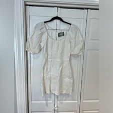 EUC Reformation Linen Puff Sleeve Dress