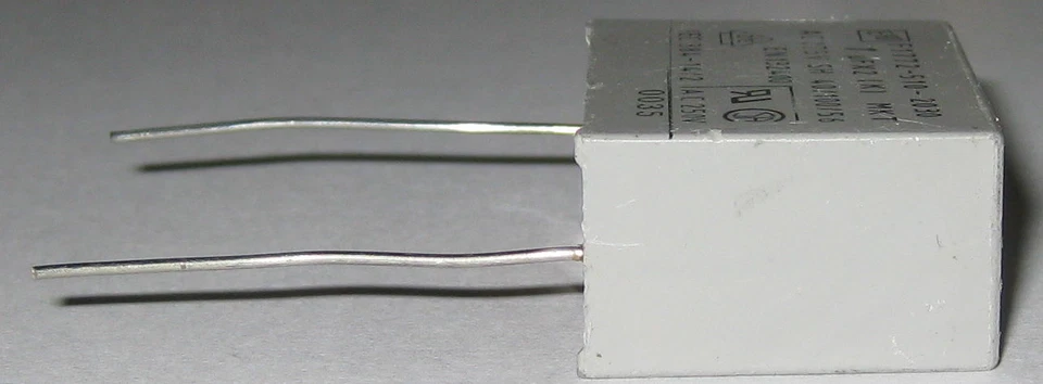 10 X Condensador ERO 1uF - 250 VAC - Condensadores Radiales de Poliéster Metalizado - 1 uF Foto 4 de 4