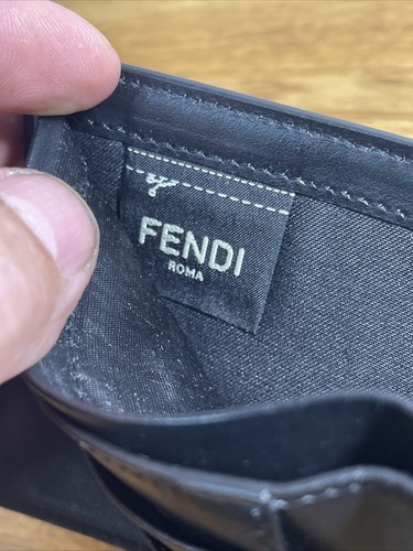 Fendi Hombre Negro Gris Cuero Doble Plegable Cartera En muy buena condición - Imagen 11 de 13