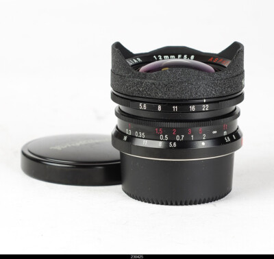 Voigtlander Ultra Wide Heliar 12mm f/5.6 Aspherical L39 LTM Leica